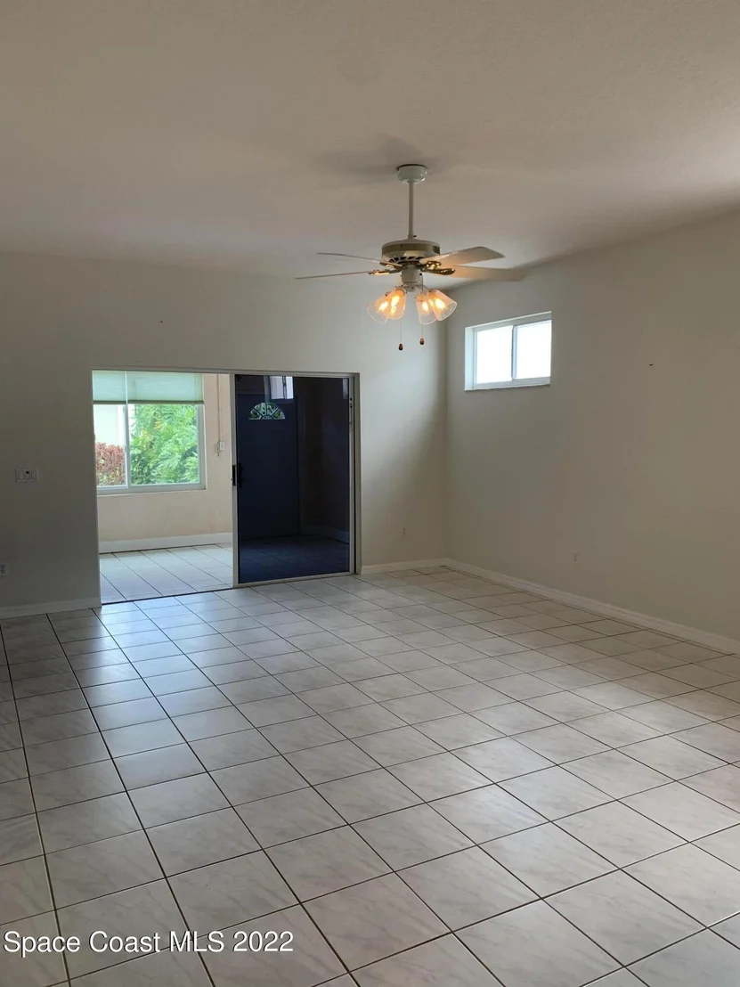 Photo of 1055 S Fork Circle