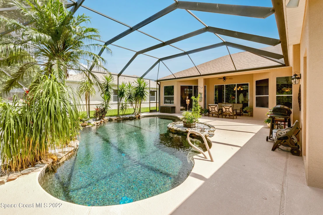 Photo of 3616 Peninsula Circle