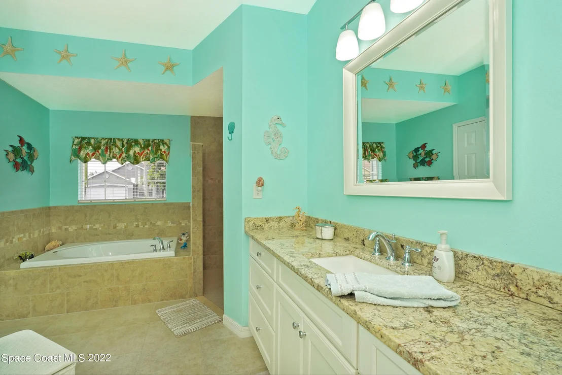 Photo of 1005 Pelican Lane