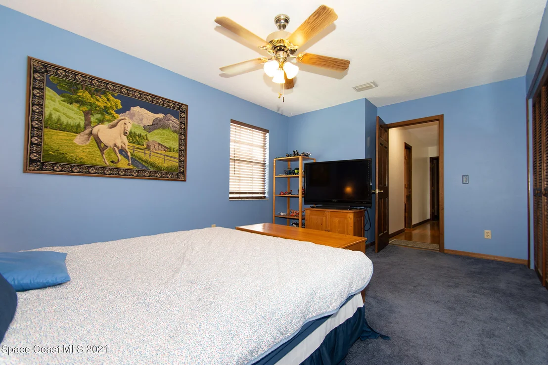 Photo of 1190 Grant Road