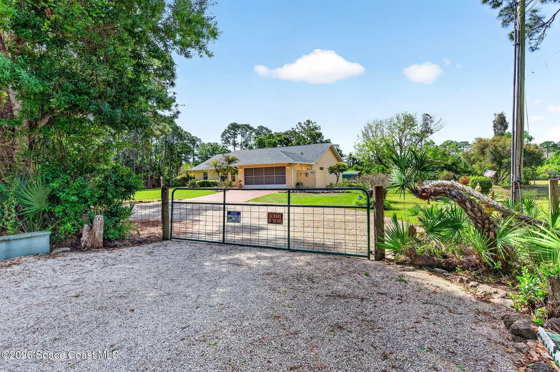 Photo of 1455 Atz Road
