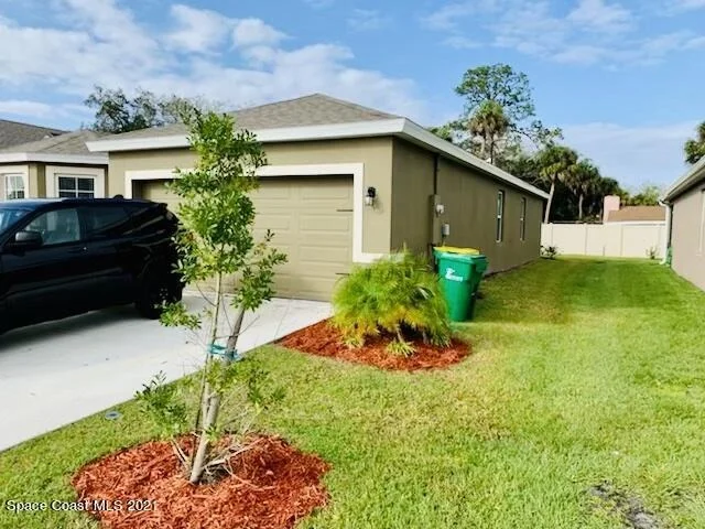 Photo of 560 Sorrento Drive