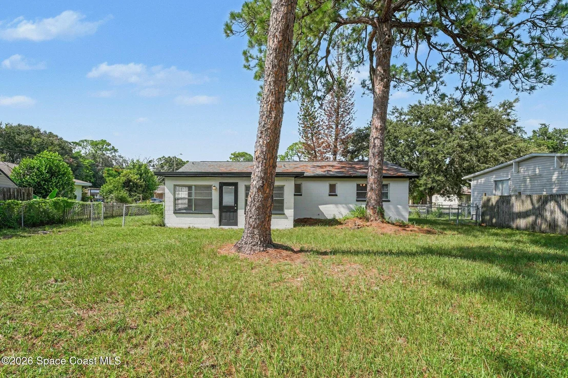 Photo of 1021 Bernice Road