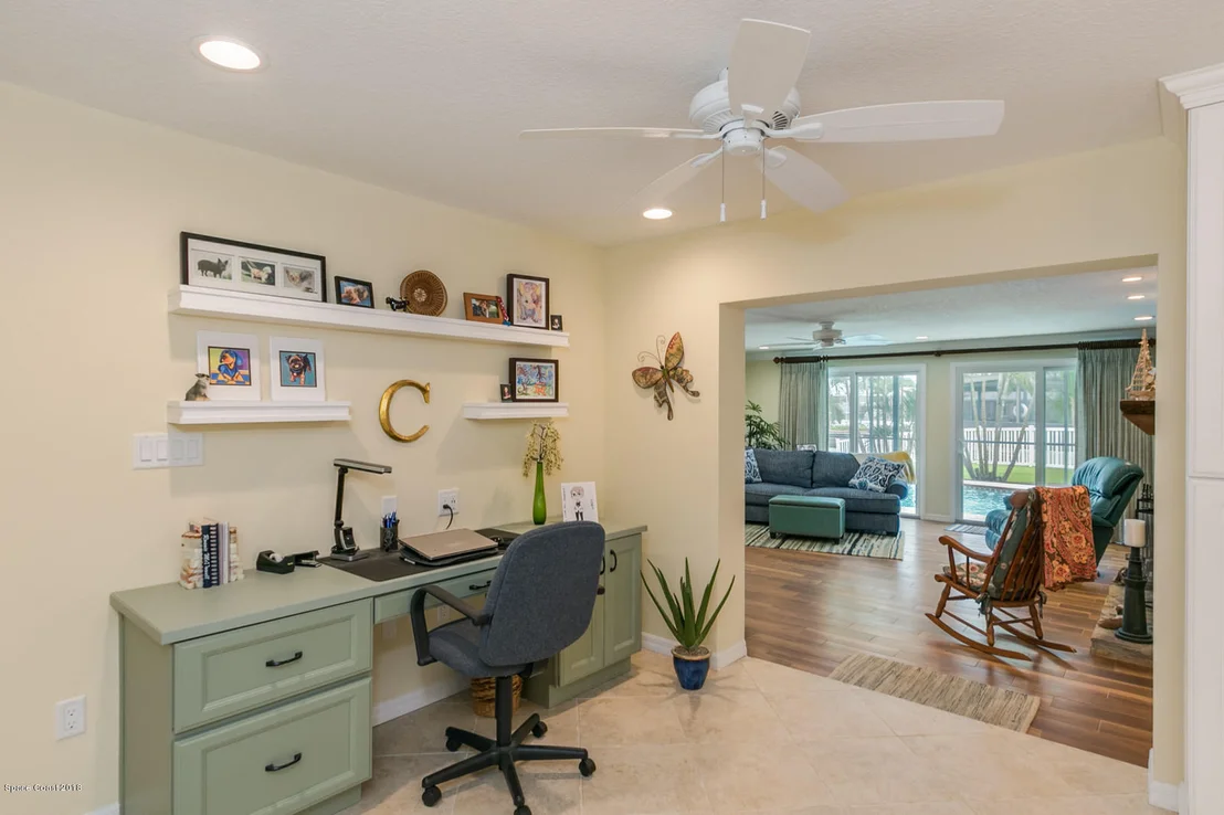 Photo of 449 Thrush Drive