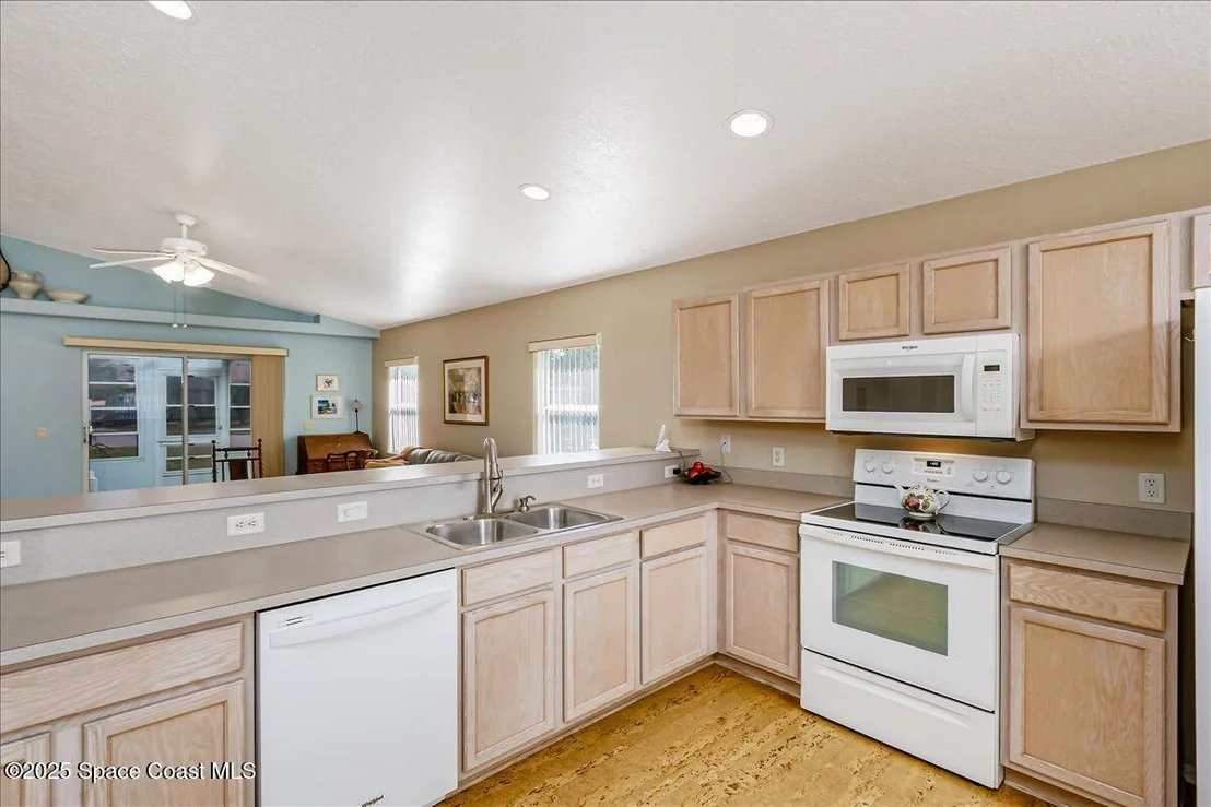 Photo of 1007 Pine Creek Circle NE