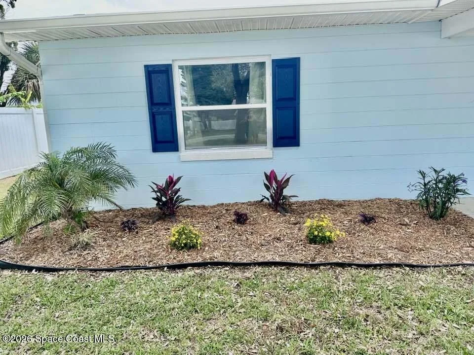 Photo of 113 W Leon Lane
