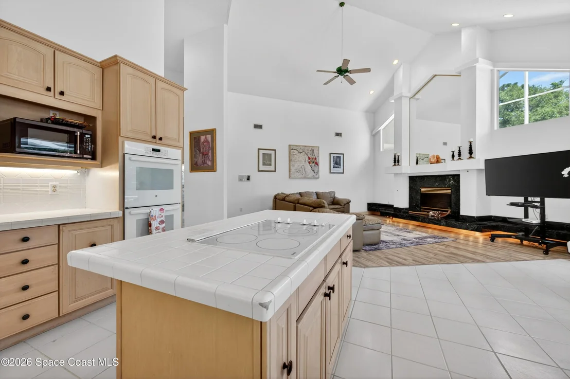 Photo of 900 Bluegrass Lane