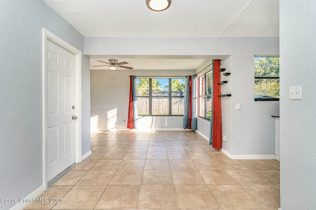 Photo of 1208 Myrtle Lane