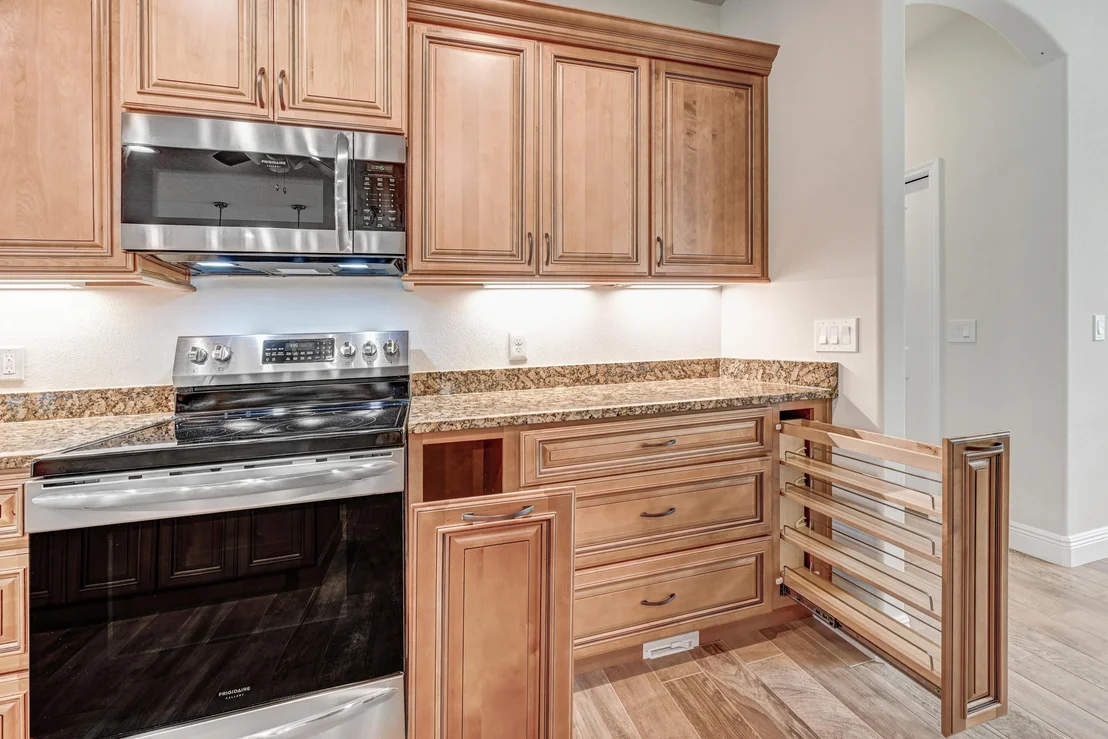 Photo of 2690 Weber Road