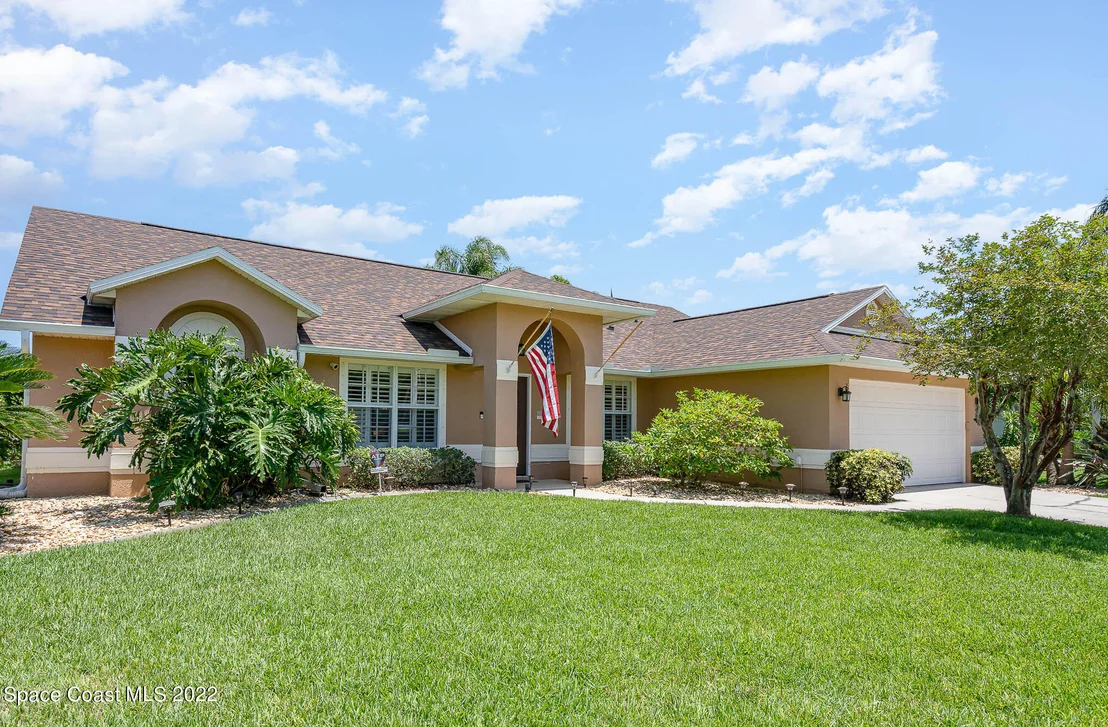 Photo of 285 Carmel Drive