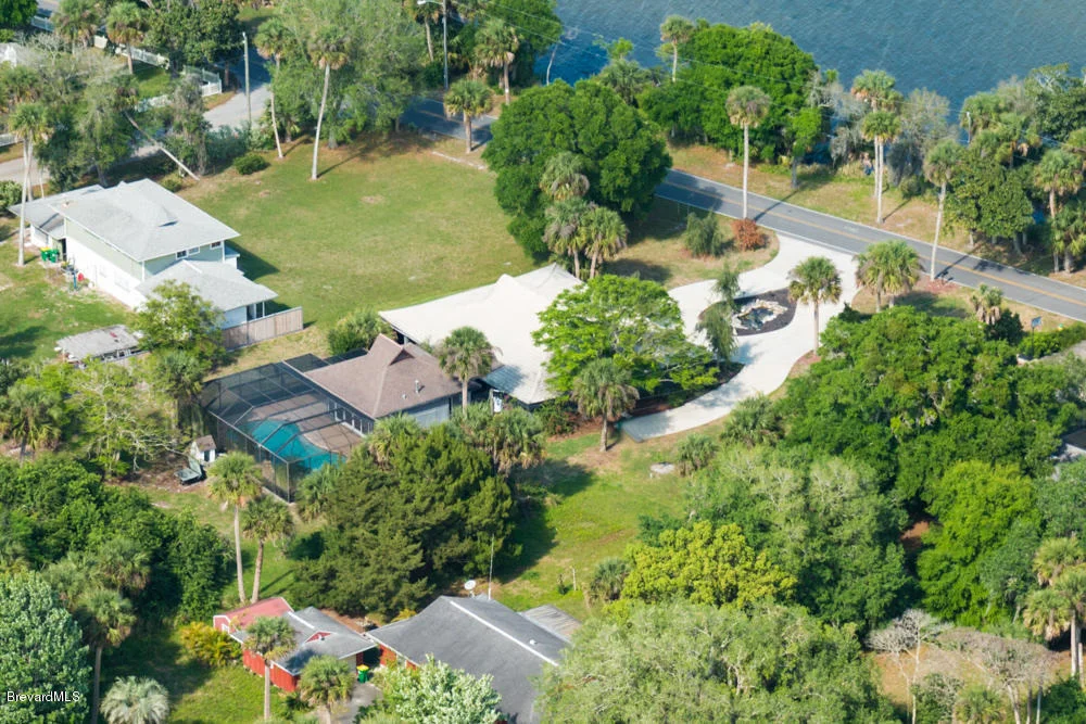 Photo of 3985 N Indian River Drive