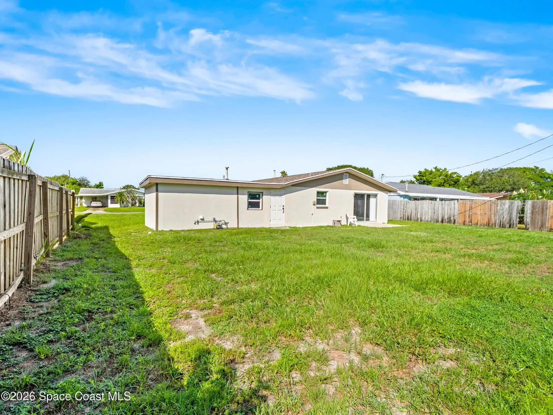Photo of 956 Beechfern Lane