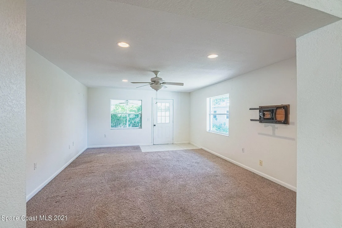 Photo of 753 Ballard Drive