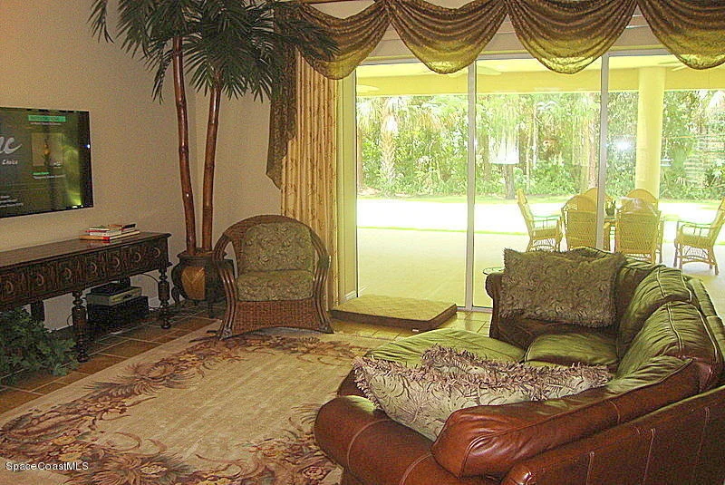 Photo of 6460 South Drive