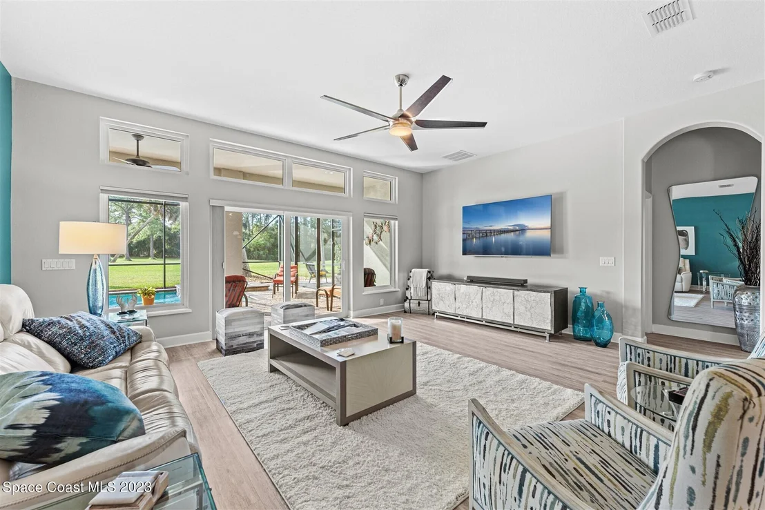 Photo of 1498 Outrigger Circle