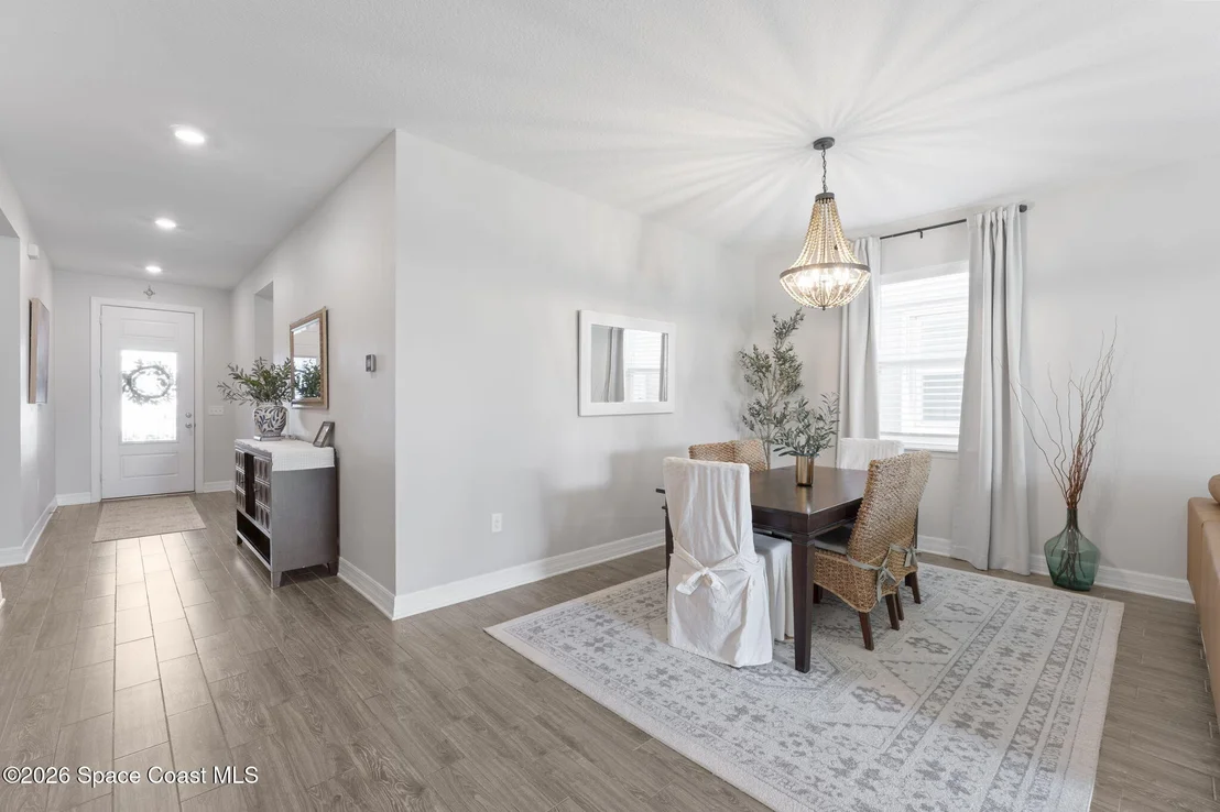 Photo of 975 Potenza Drive
