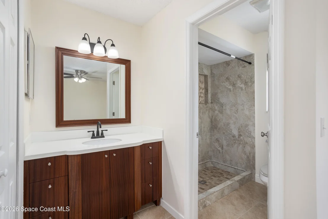 Photo of 5134 Jamaica Road