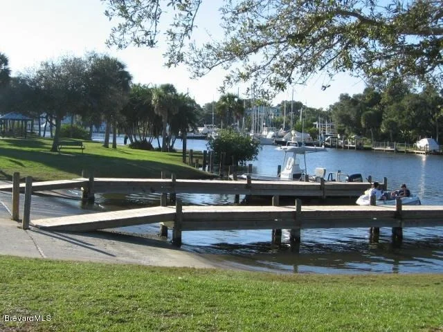 Photo of 860 Indian River Drive