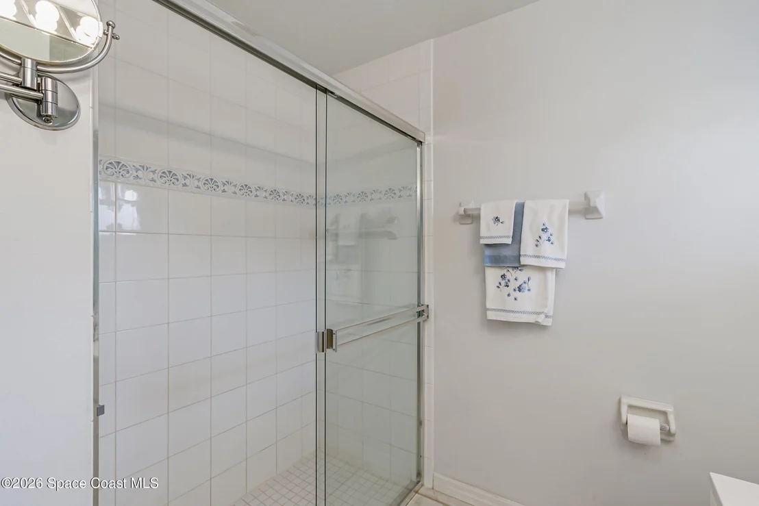 Photo of 2446 Oakcrest Lane