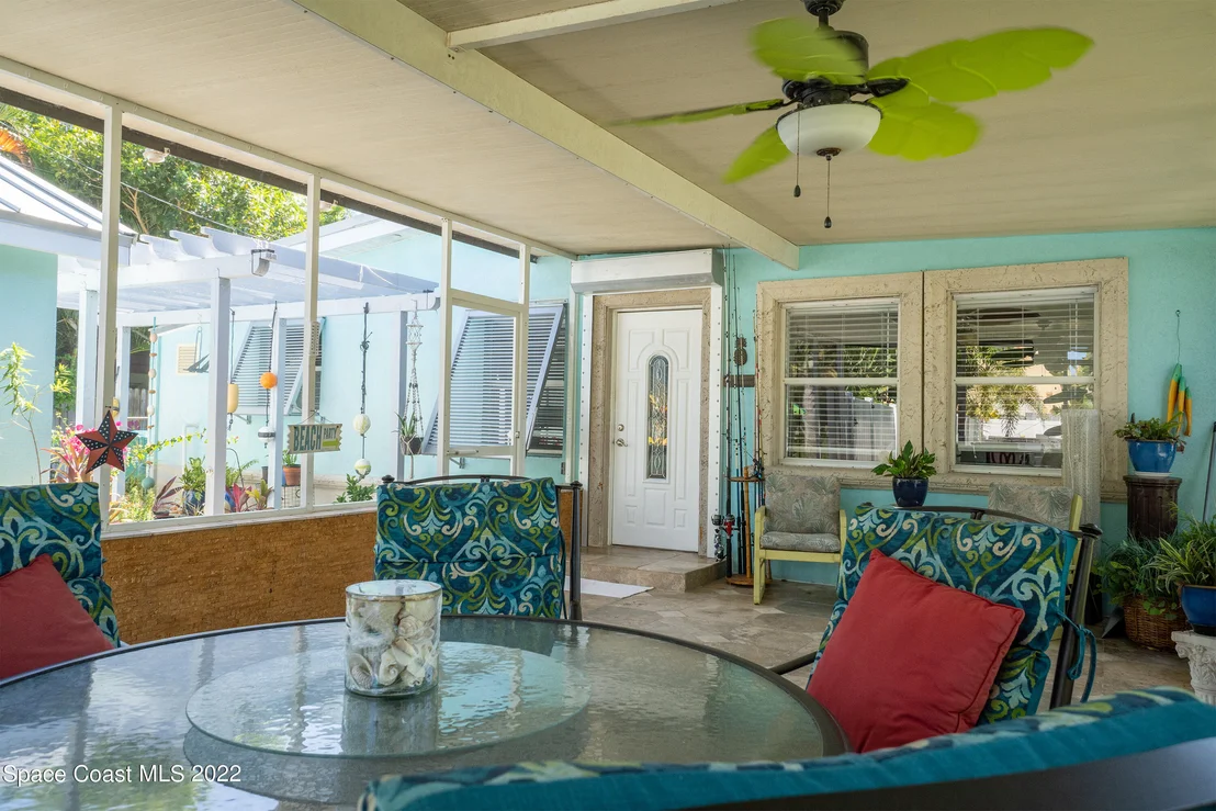 Photo of 230 Rita Boulevard