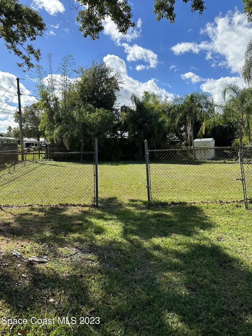 Photo of 2511 Pinehurst Circle