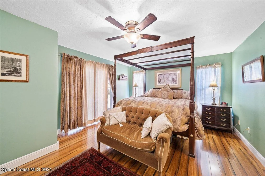 Photo of 270 Campbell Drive