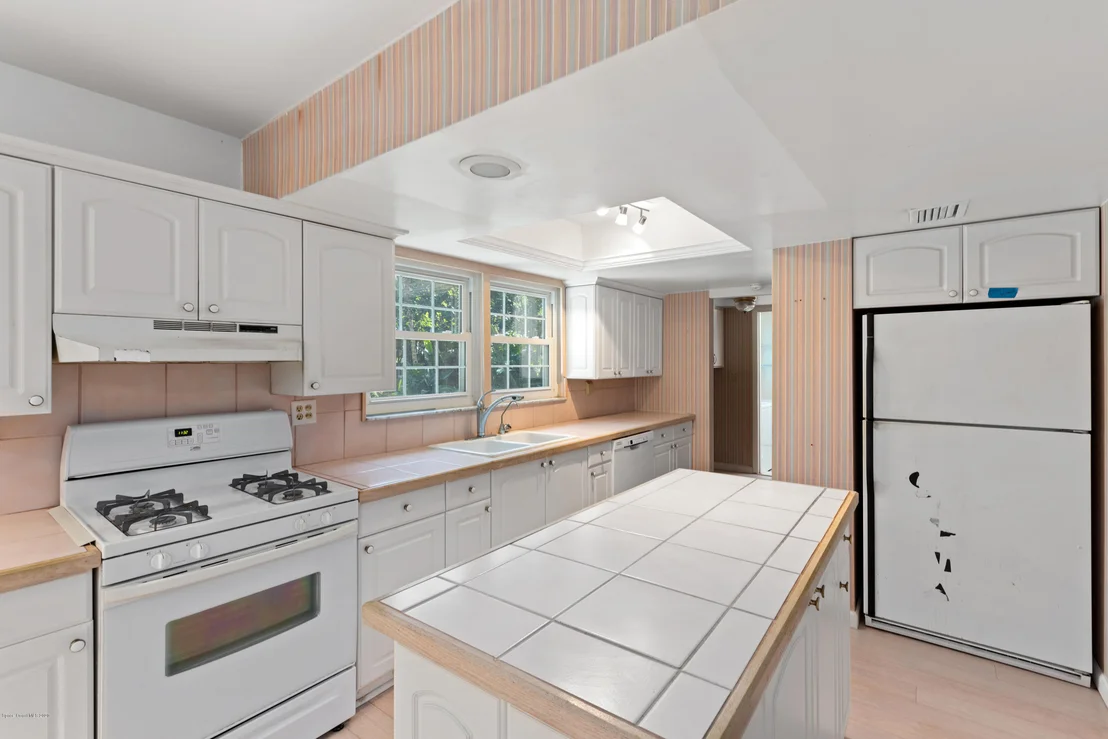 Photo of 106 Estrella Road