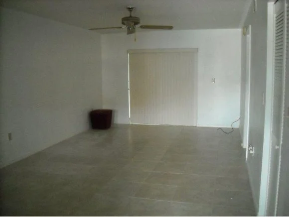 Photo of Unit 109 at 1720 Murrell