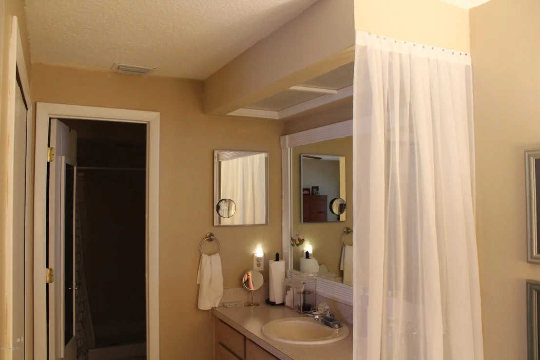 Photo of 370 Myrtlewood Road
