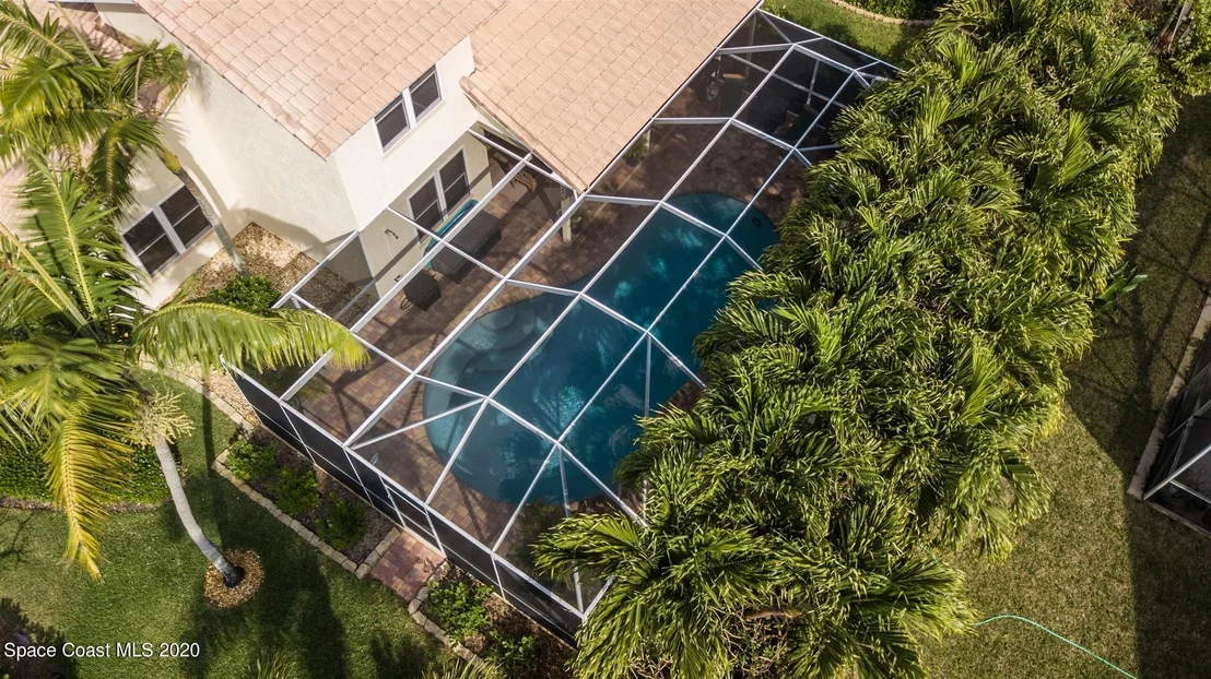 Photo of 569 Hummingbird Drive