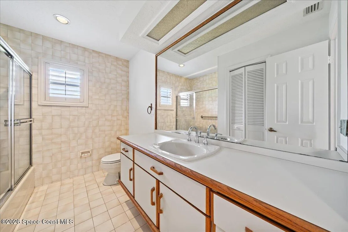 Photo of 569 Crystal Lake Drive