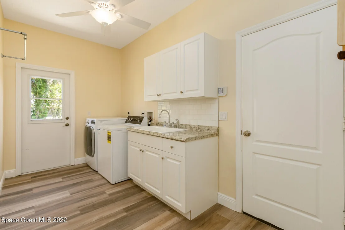 Photo of 4215 Turtle Mound Road