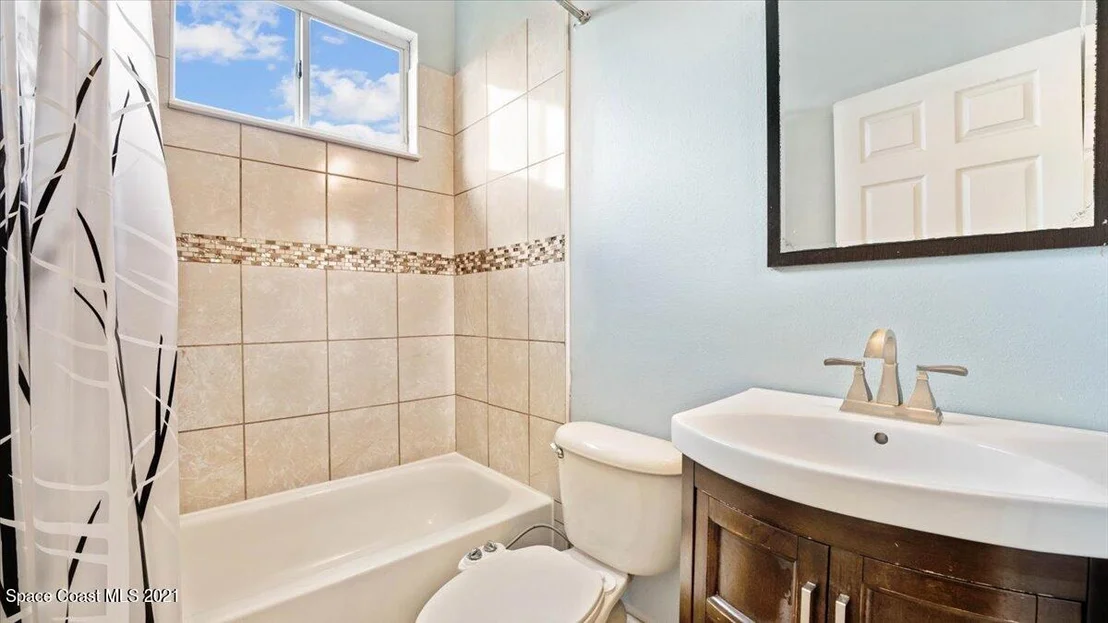 Photo of 964 Shaw Circle