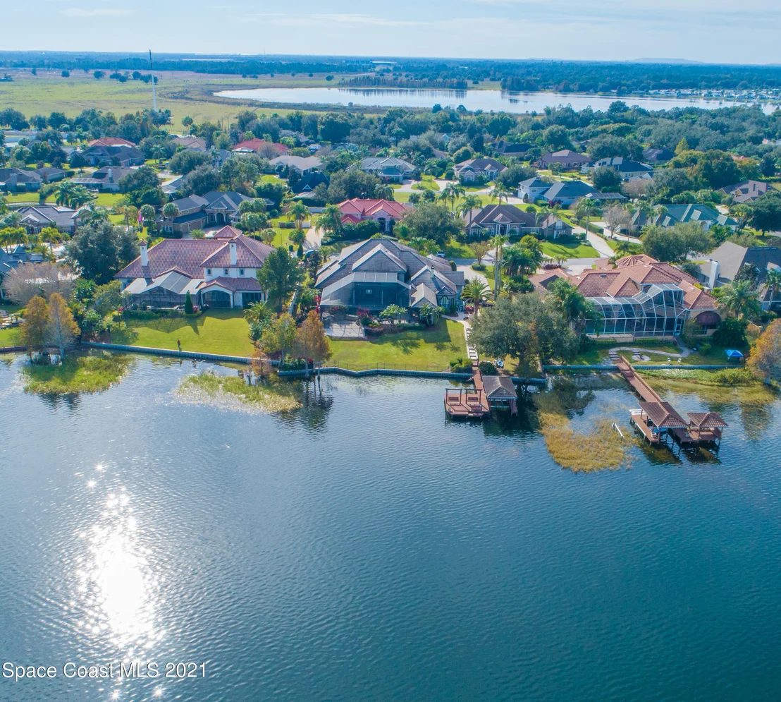 Photo of 228 Mclean Point