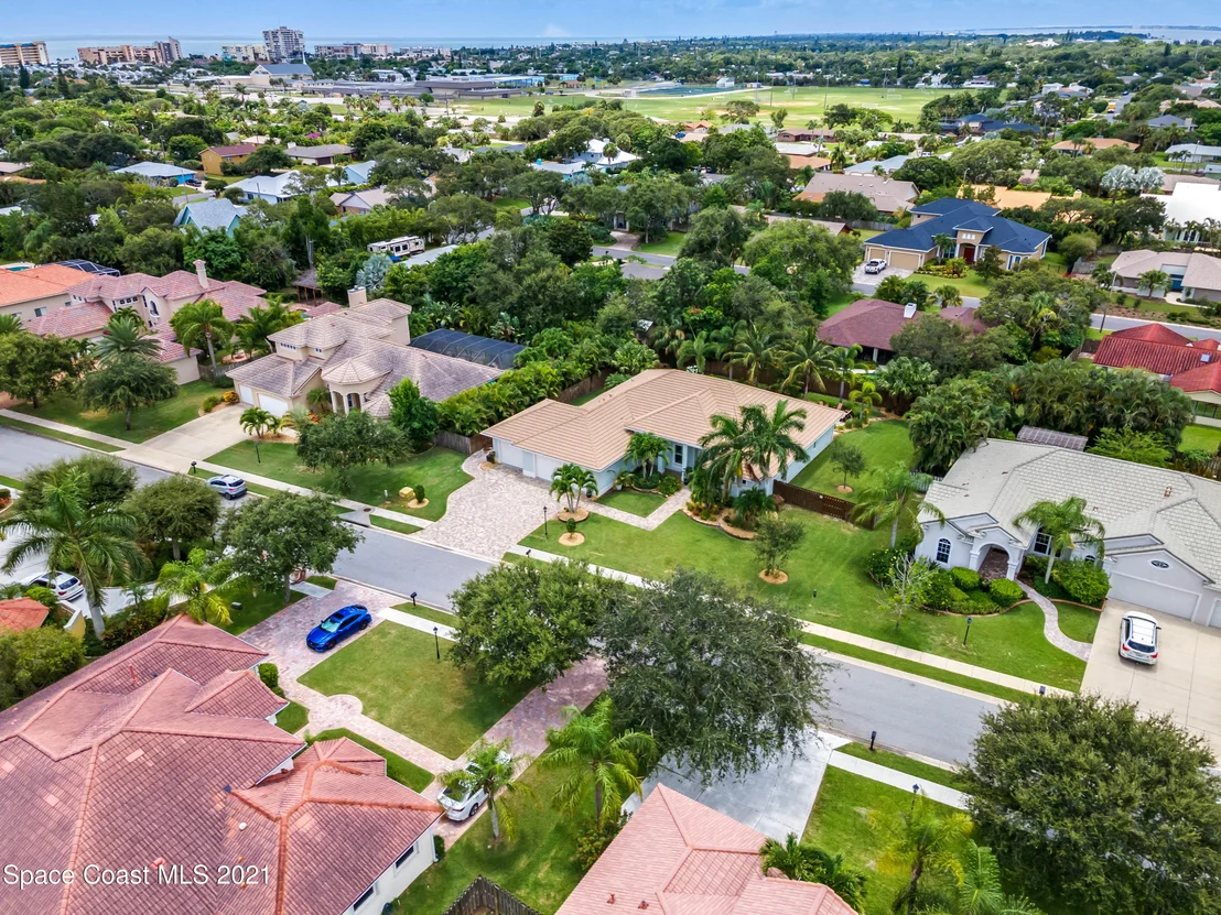 Photo of 357 Southampton Drive