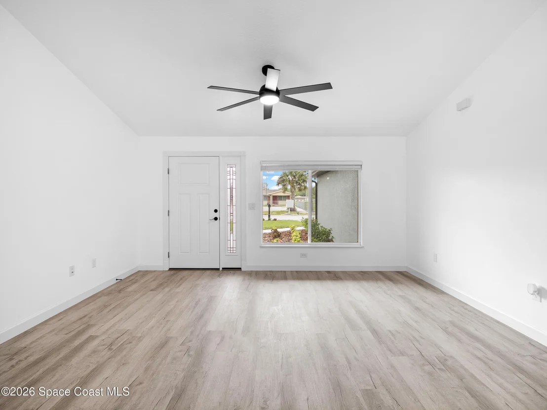 Photo of 2829 Warren Street