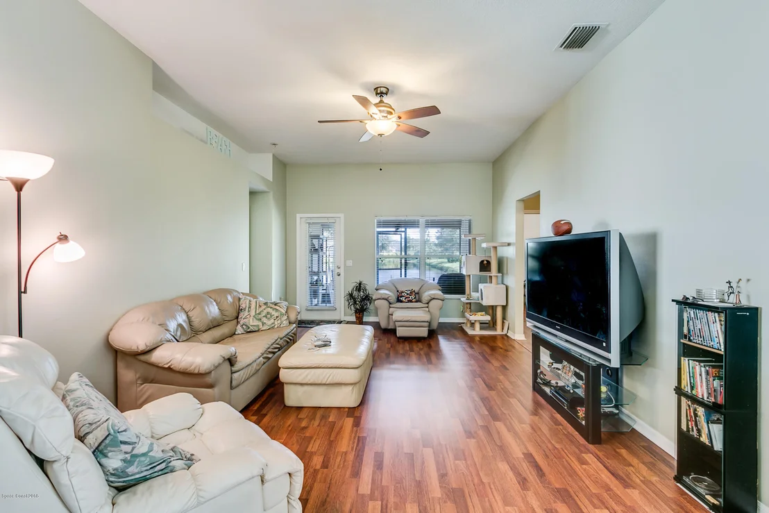 Photo of 2480 Stratford Pointe Drive