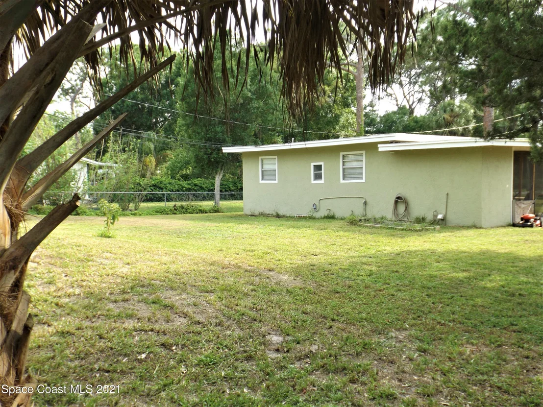 Photo of 2145 Feast Road