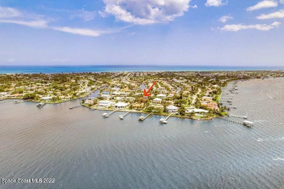 Photo of 442 Riverview Lane
