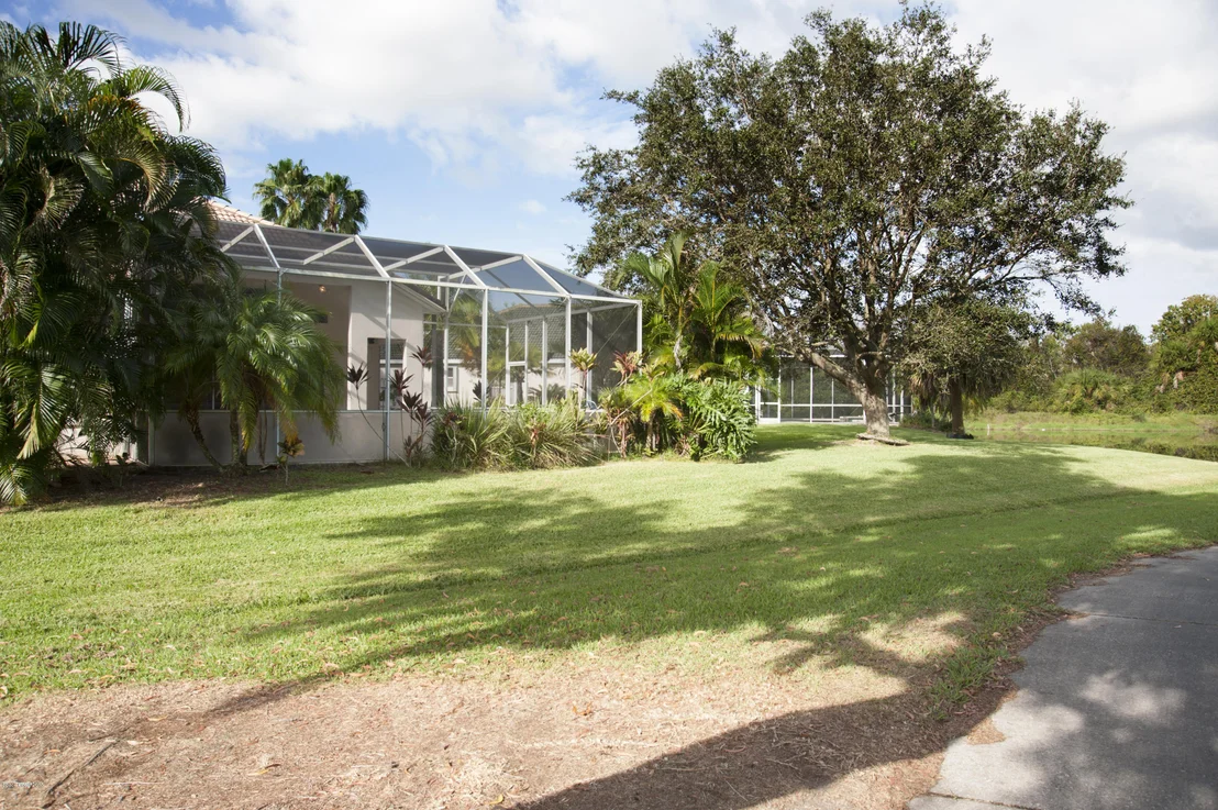 Photo of 916 Wimbledon Drive
