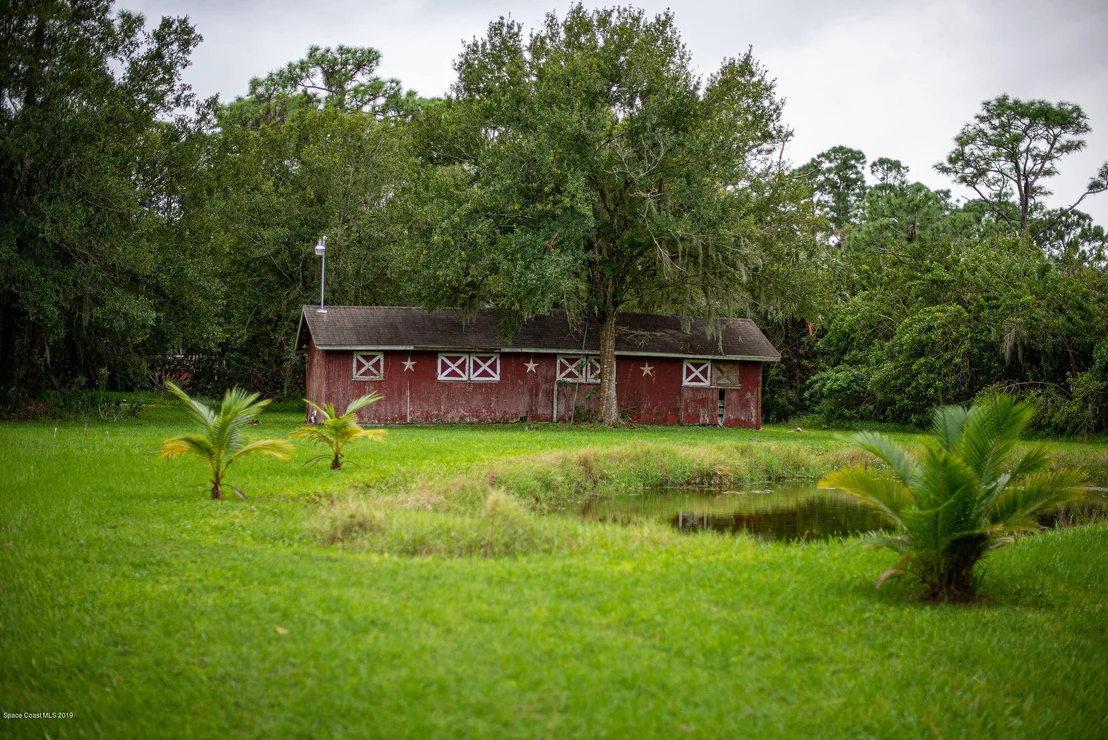 Photo of 3905 Lake Washington Road