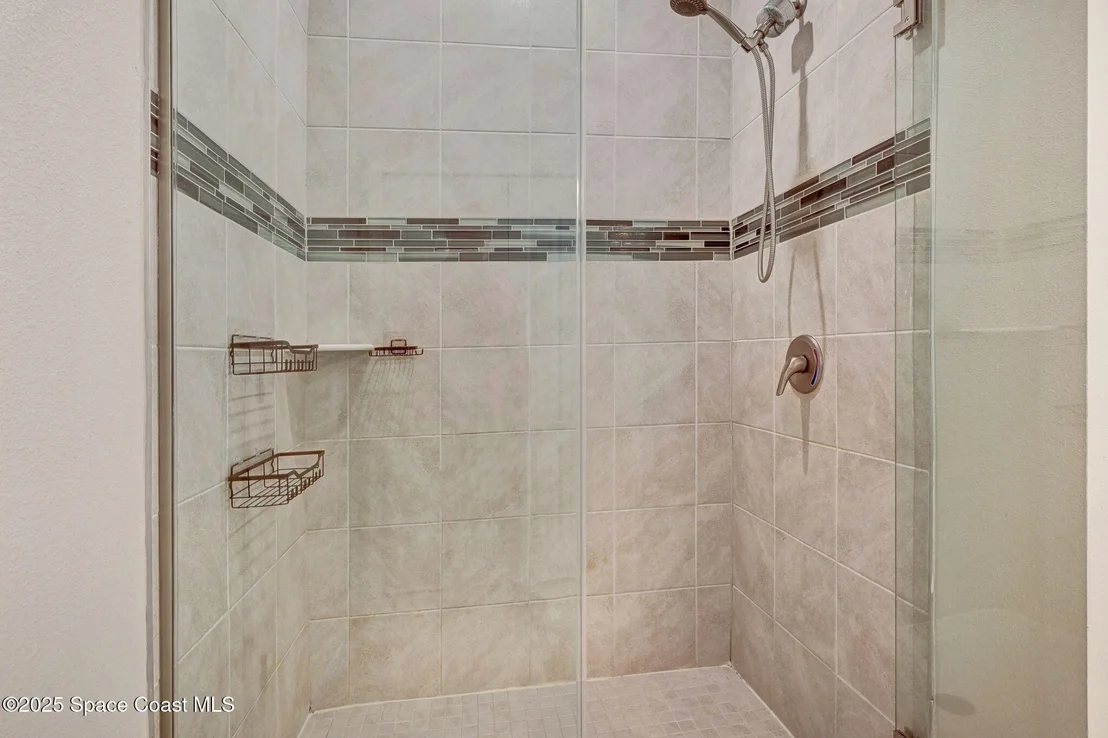 Photo of 2452 Carrick Street