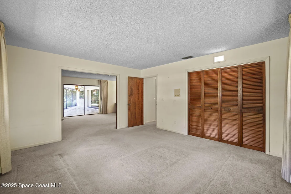 Photo of 1185 Ashlyn Drive