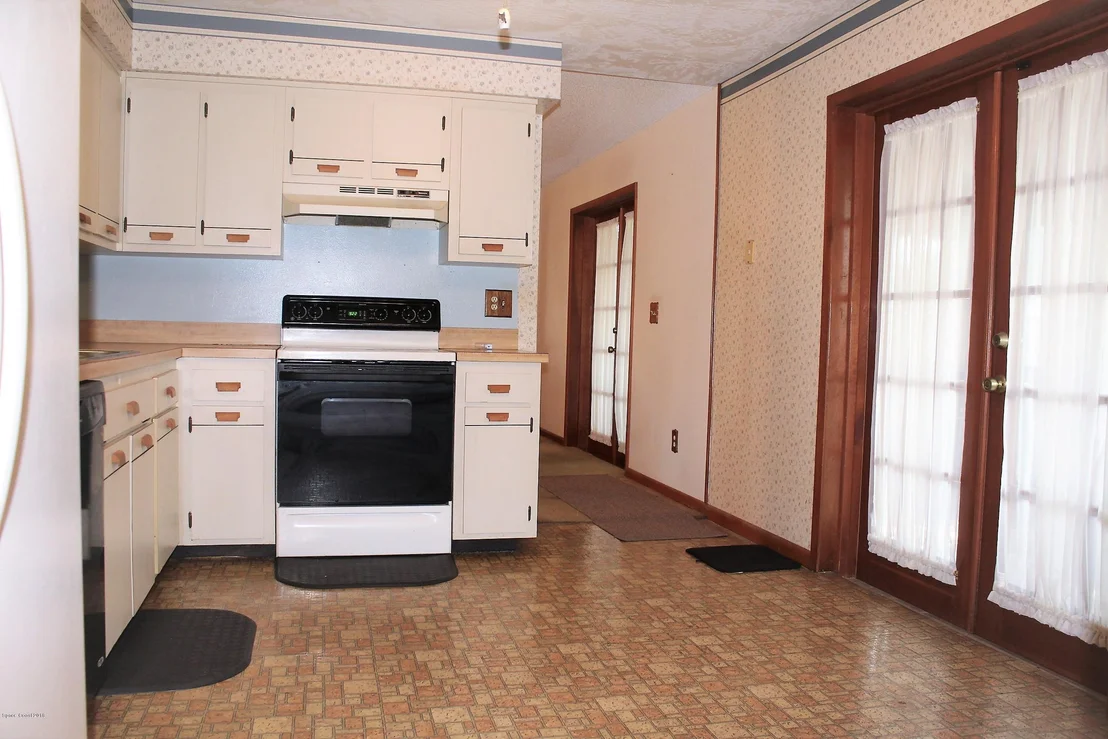 Photo of 6845 Cairo Road