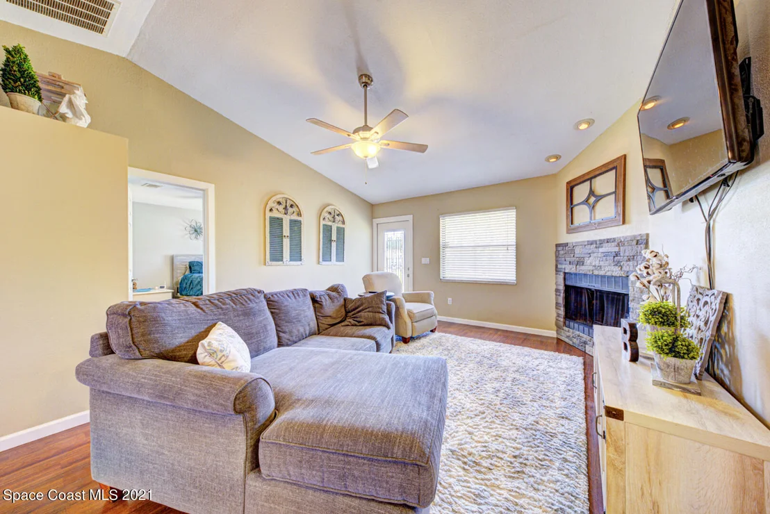 Photo of 6405 Manila Drive