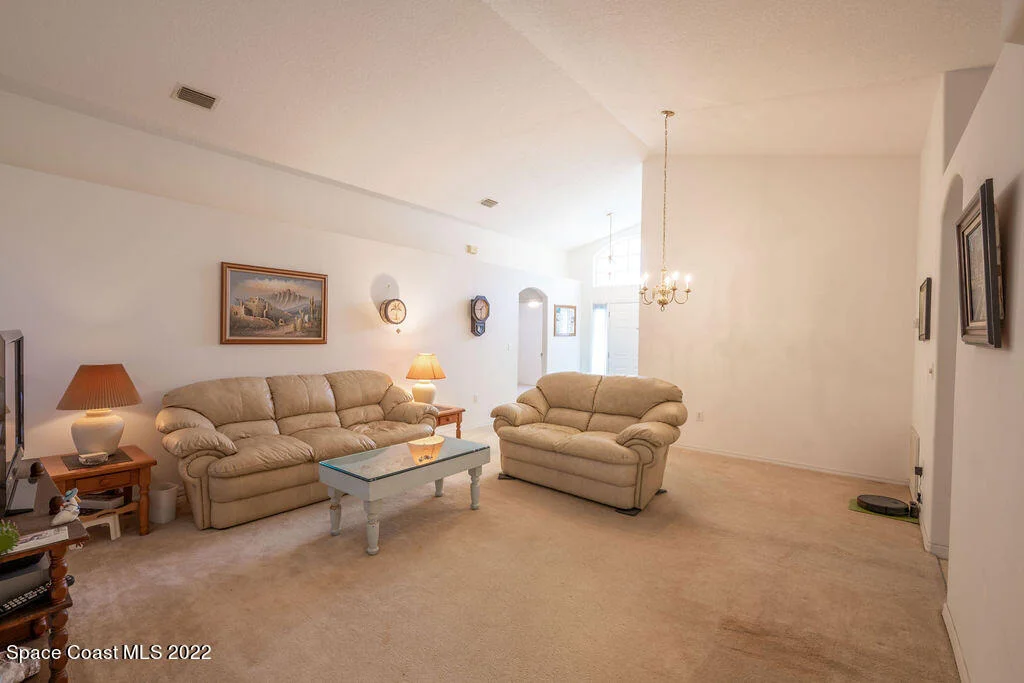 Photo of 1031 Pine Creek Circle NE