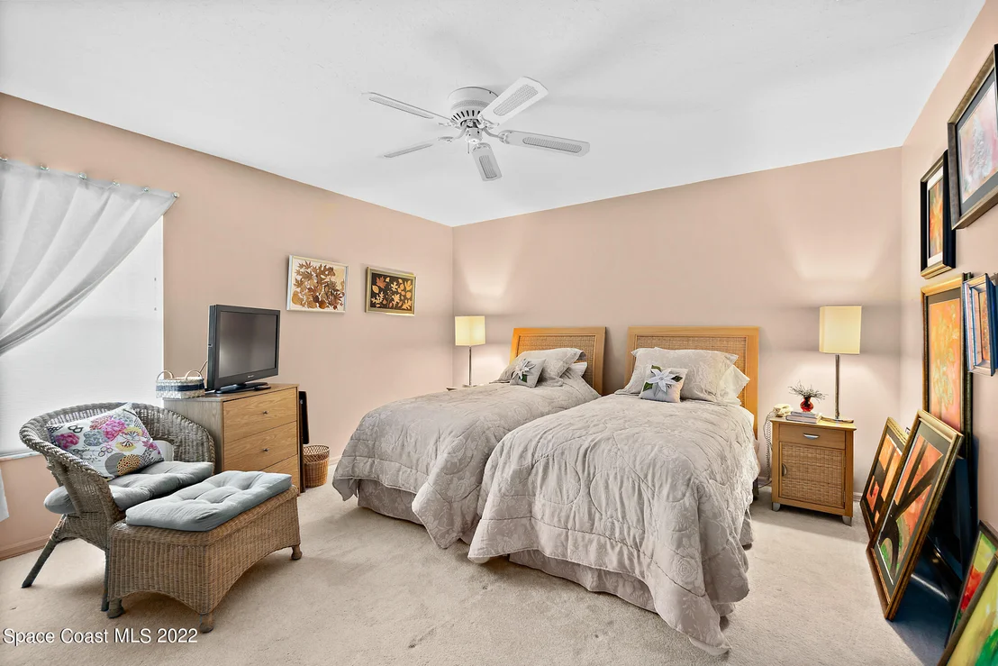 Photo of 686 Rossmoor Circle