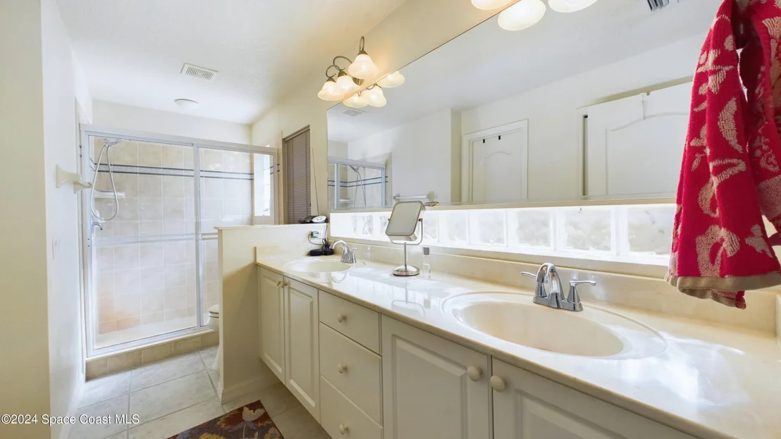 Photo of 2405 Addington Circle