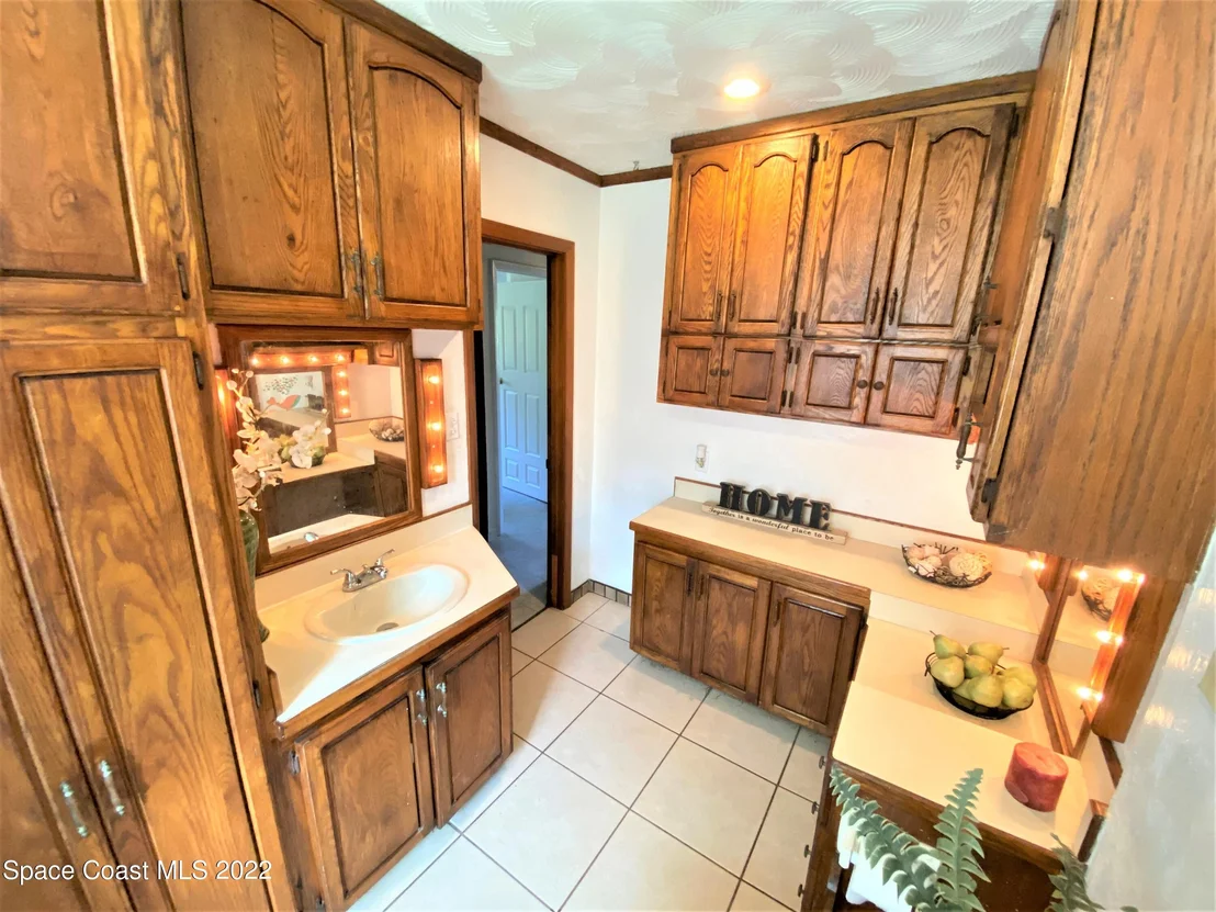 Photo of 362 Palm Avenue