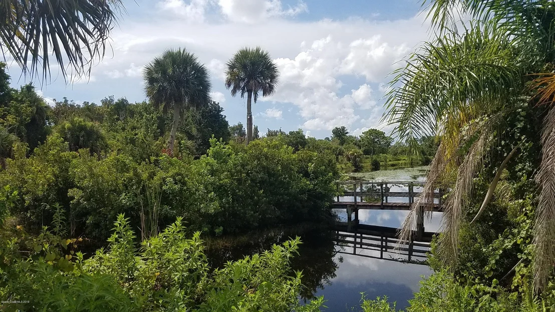 Photo of 2525 Malabar Road